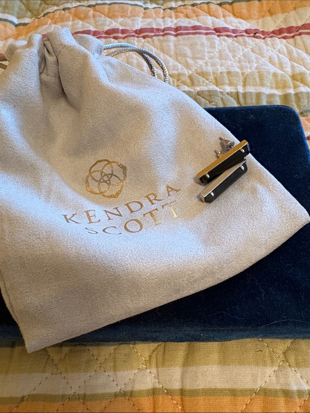 Kendra Scott Black onyx and silver tone Bar earrings.